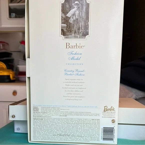 BARBIE Silkstone Country Bound Boxed Doll Fashion - Picture 3 of 5